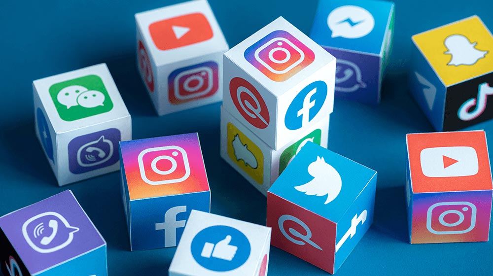 Social Media Law: आ गया कानून, सोशल मीडिया इन्फ्लुएंसरो पर शिकंजा