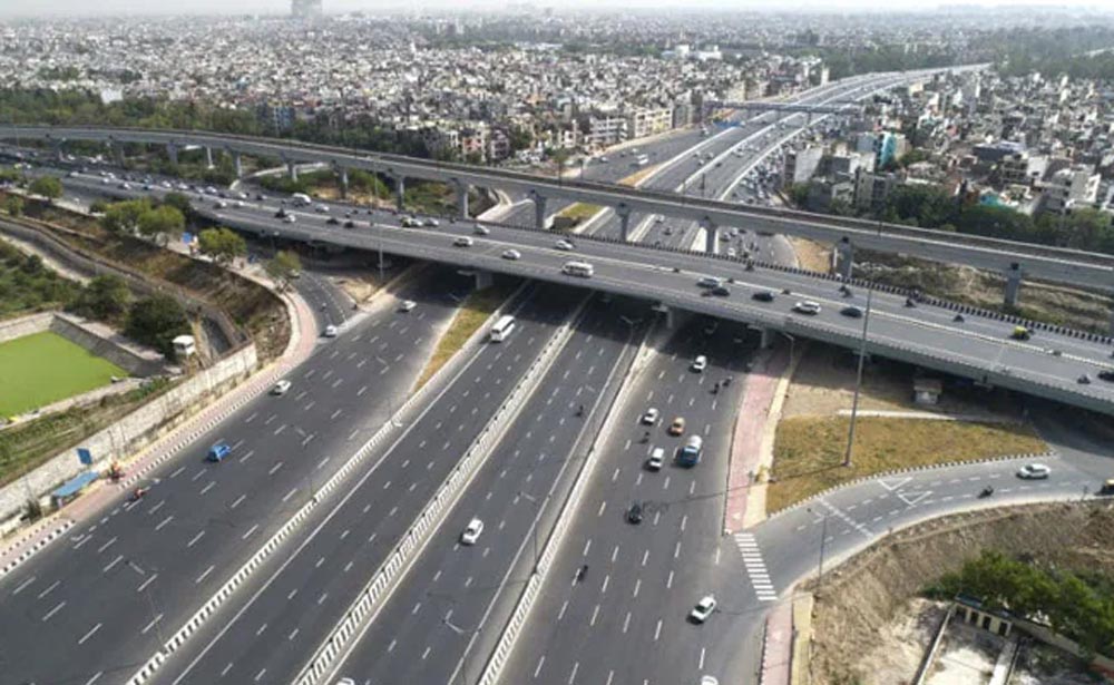 Noida-Greno Expressway:फिर फर्राटा भरने लगे वाहन, जानें स्पीड लिमिट