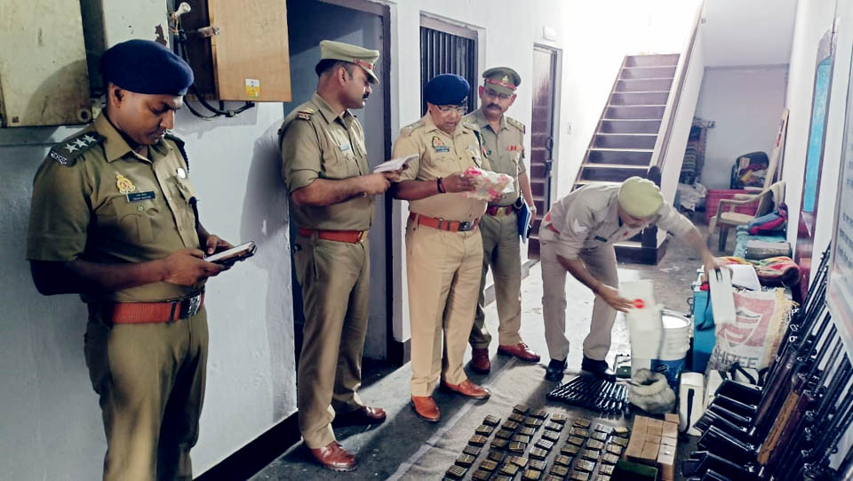 निकाय चुनावः पुलिस हुई अलर्ट