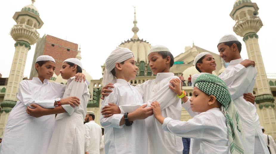 सऊदी अरब ईद आज,नोएडा व आसपास की मस्जिदो में नमाज की टाईमिंग जारी