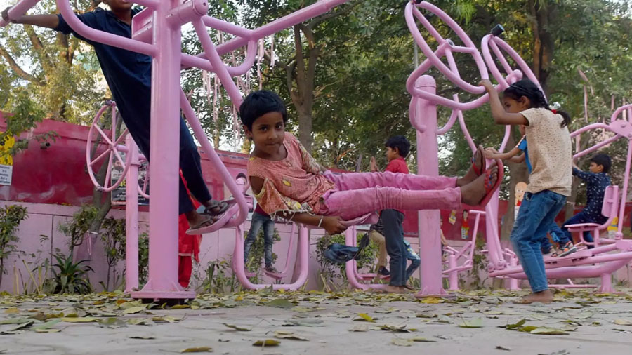 दिल्ली में अब महिलाओं के लिए बनाए जाएंगे Pink Park!