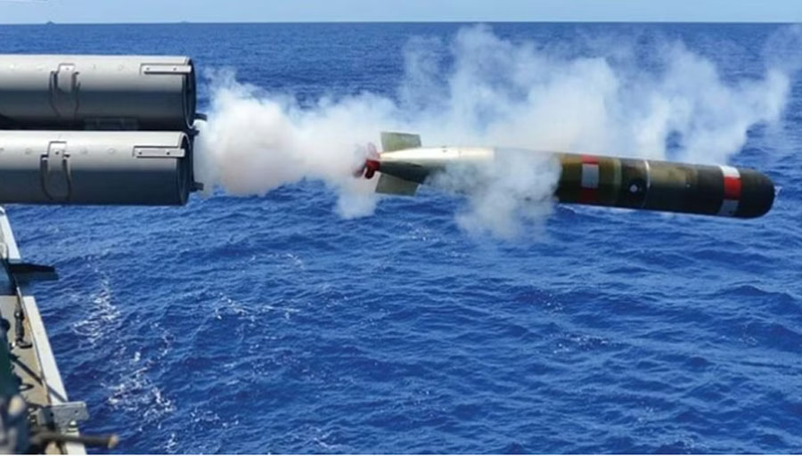अत्याधुनिक हथियारों से लेस भारतीय नौसेना, टॉरपीडो का सफल परीक्षण