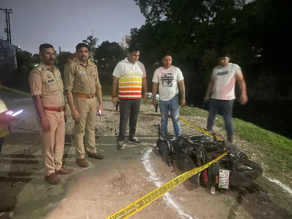 Noida: घरों में चोरी करने वालों से पुलिस मुठभेड़, इन घटनाओं का खुलासा