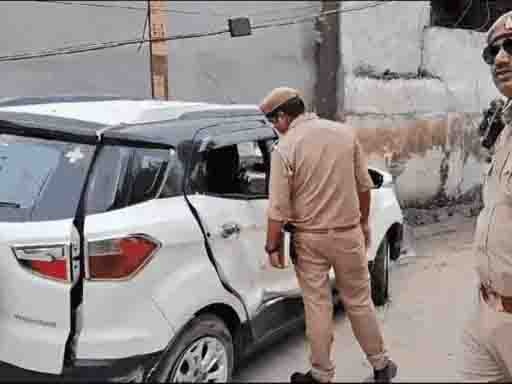 दिल्ली-मेरठ एक्सप्रेस-वे पर बड़ा हादसा: ग्रिल तोड़कर फ्लाईओवर से नीचे गिरी बेकाबू कार