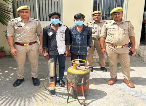 Noida Crime: घरों में चोरी करने वाले गैंग के दो सदस्य गिरफ्तार
