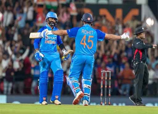 India vs Australia: ऑस्‍ट्रेलिया का मोहाली में भारत के खिलाफ रिकॉर्ड शानदार