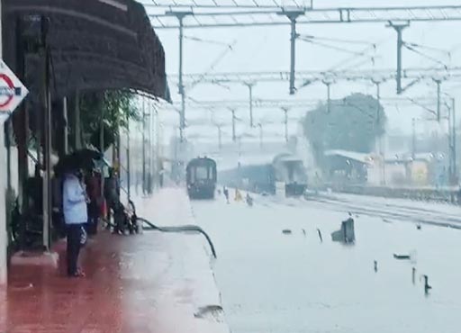 Northern Railway: भारी बारिश से मुरादाबाद रेल मंडल की 15 रेलगाड़ियां हुईं प्रभावित