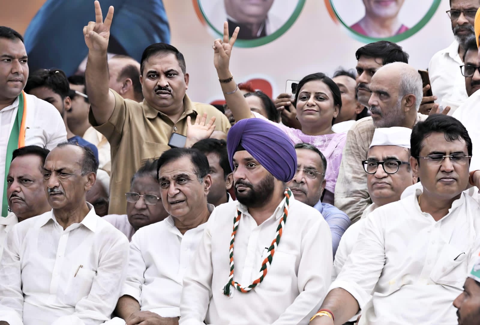 दिल्ली प्रदेश कांग्रेस कमेटी के अध्यक्ष बने अरविन्दर सिंह लवली, ऐसे हुआ पदग्रहण समारोह