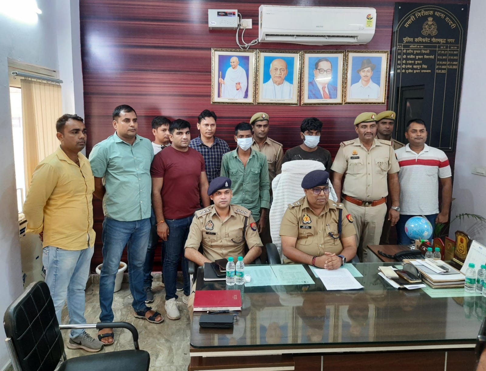 Crime News:पत्नी को मरा समझकर फरार हुआ पति गिरफ्तार, ऐसे बनाई पत्नी-बच्ची की हत्या की योजना