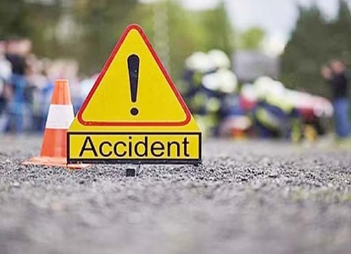 Ghaziabad Accident : स्कूल बस की टक्कर से साइकिल सवार की मौत,  दो युवक घायल