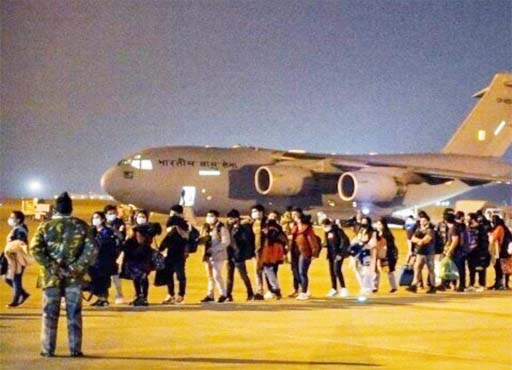 Israel- Hamas War: इजरायल से 212 भारतीय नागरिकों की पहली विमान दिल्ली पहुंची