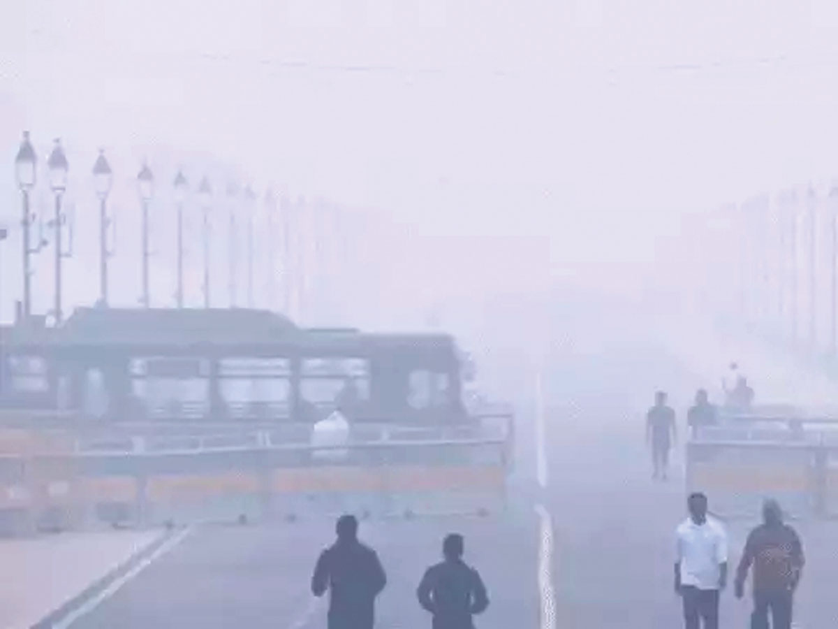 Delhi Pollution:जहरीली होती हवा ने बढ़ा दी चिंता: विंटर एक्शन प्लान को लेकर क्या बोले पर्यावरण मंत्री गोपाल राय ‘यूपी, हरियाणा से आ रही बसों से बढ़ा प्रदूषण’