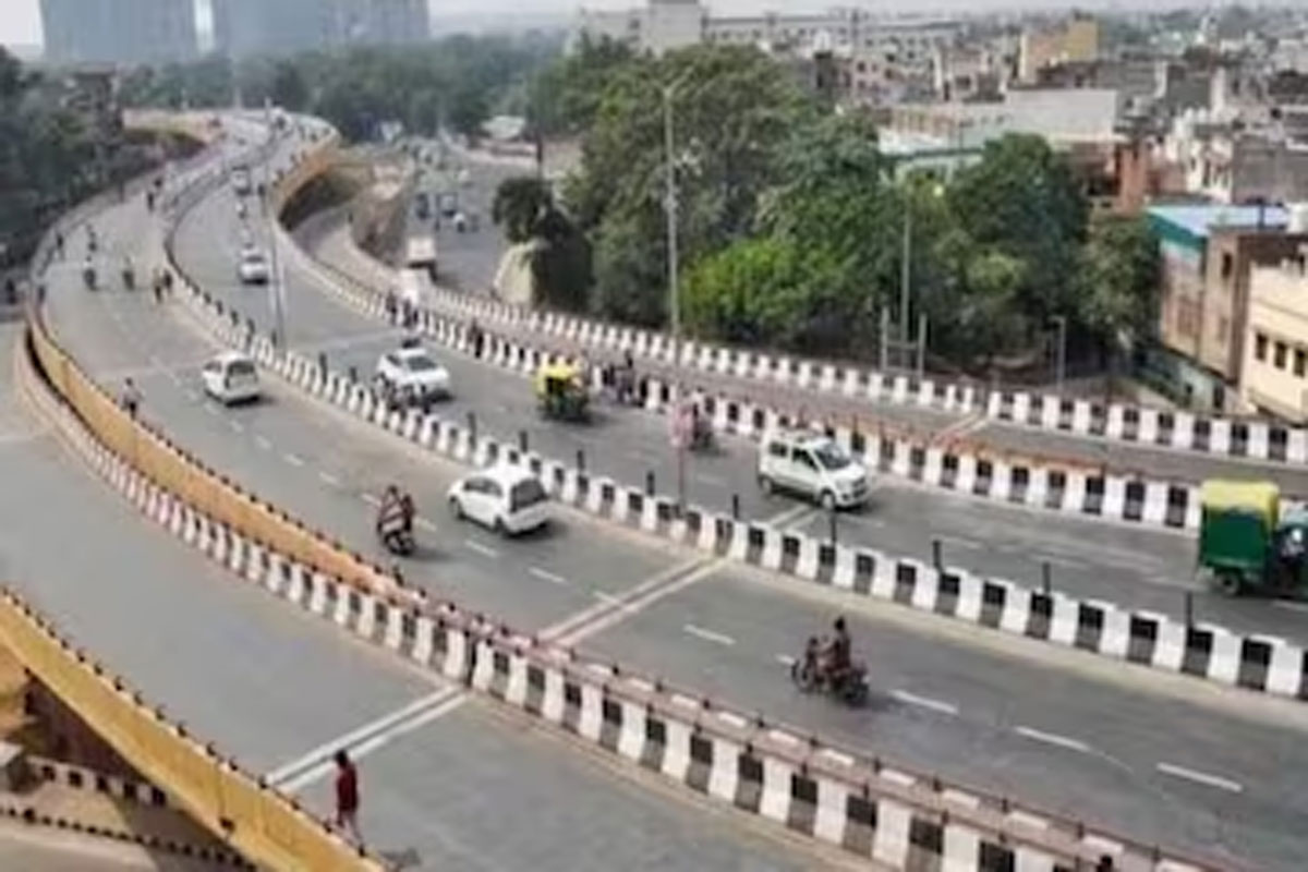 Delhi-Noida: नोएडा से निजामुद्दीन स्टेशन पहुंचना हो गया आसान, बिना रूके दौड़ेगे वाहन