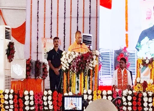 त्यौहार से पहले CM योगी का तोफा, 26 परियोजनाओं का किया शिलान्यास लोकार्पण