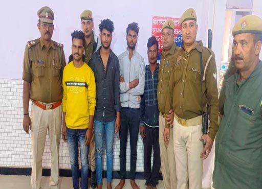 रामगढ़ पुलिस, एसओजी टीम द्वारा 4 शातिरो को किया गिरफ्तार 