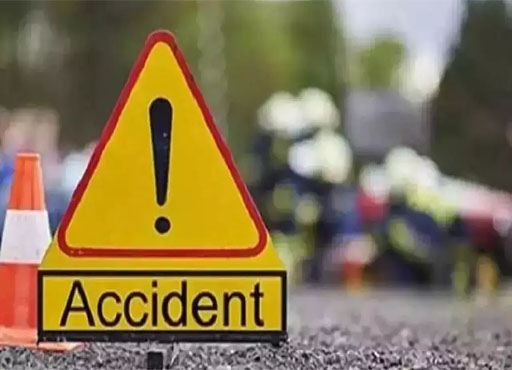 Mathura Accident : बिजली के खंभे से टकराई बाइक, दो सगे भाइयों की मौत