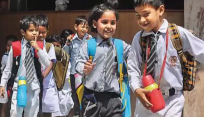 Delhi Pollution : दिल्ली में अगले 2 दिन बंद रहेंगे पांचवी कक्षा तक के स्कूल