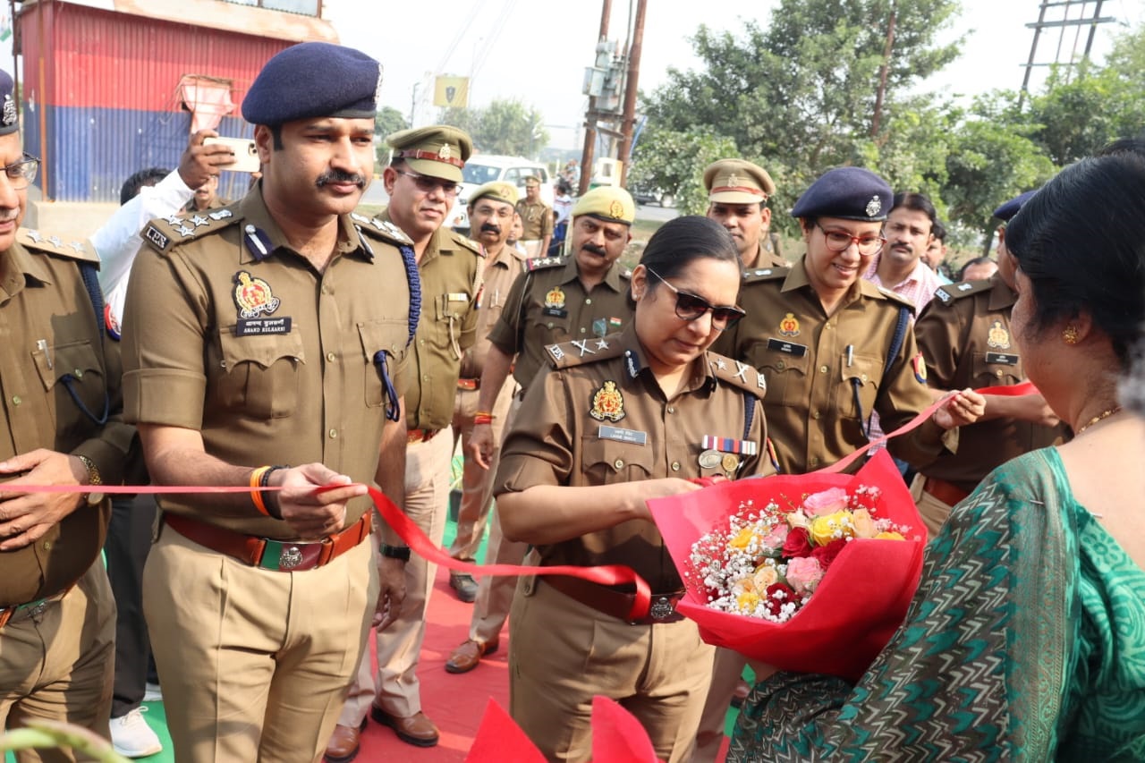 Noida Police:कानून व्यवस्था को किया जा रहा अधिक सुदृढृ: पुलिस कमिश्नर लक्ष्मी सिंह