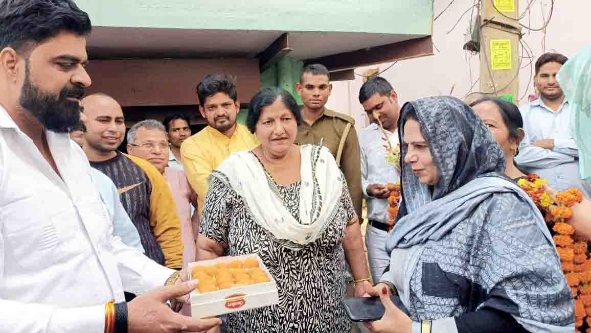 Ghaziabad News:महापौर सुनीता दयाल ने 4.84 करोड़ के विकास कार्यों का किया शिलान्यास