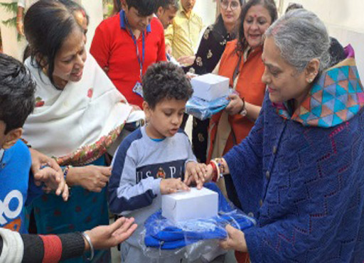 सेवा दिवस के रूप में मनायी गई जनरल वीके सिंह व भारती सिंह की सगाई की वर्षगांठ