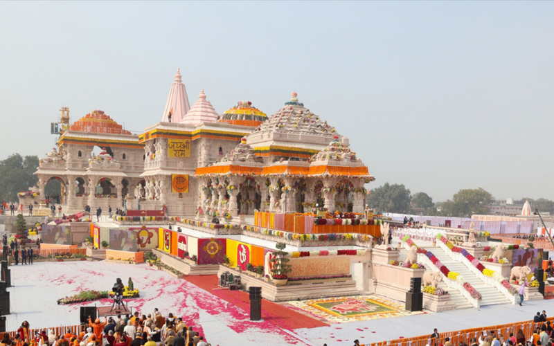Ayodhya News: श्रीराम जन्मभूमि मन्दिर में 25 लाख से अधिक श्रद्धालुओं ने किए दर्शन