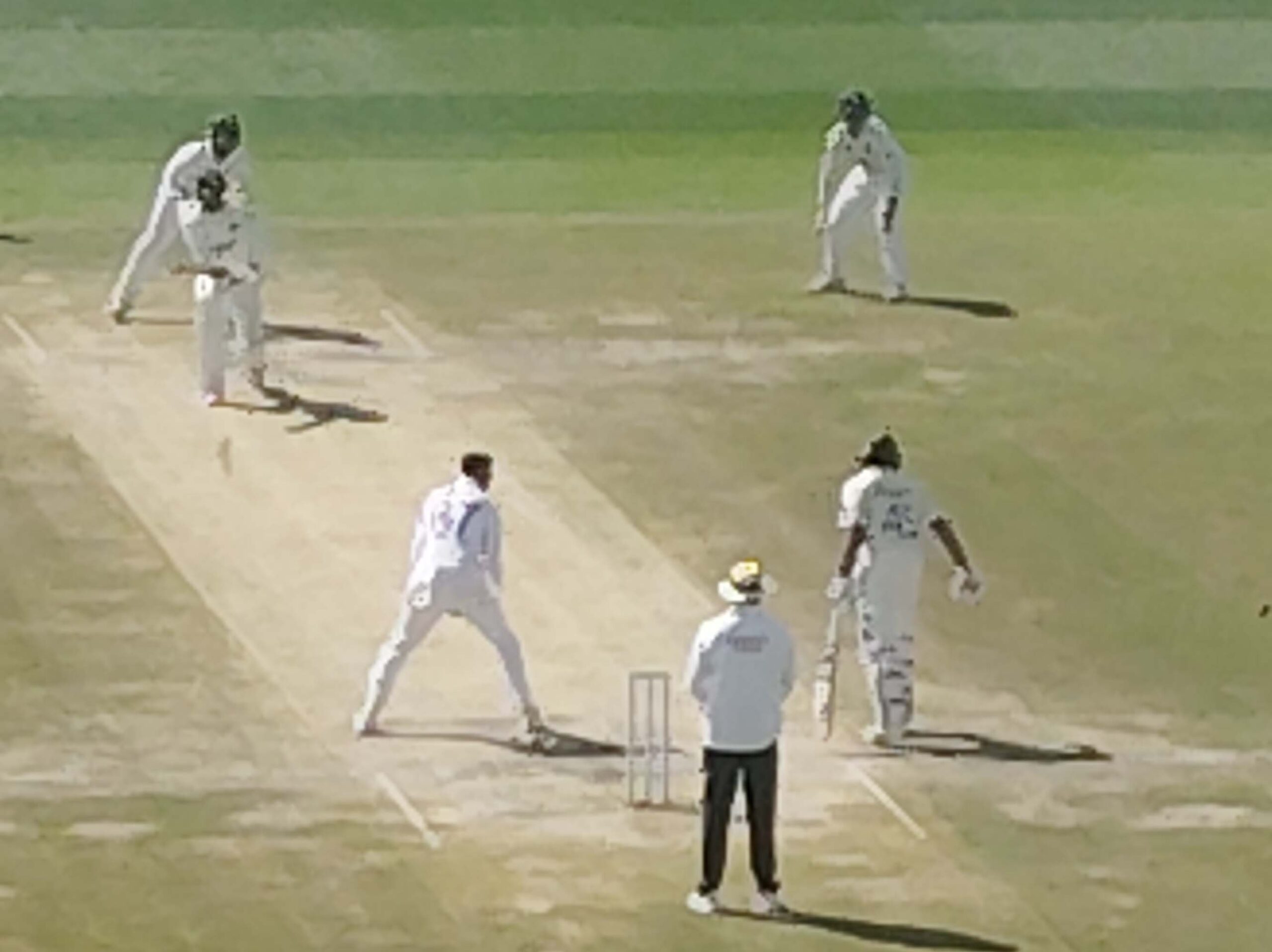 test career: इंगलैंड के जेम्स एंडरसन ने बनाया रिकाॅर्ड, 700 विकेट लेने वाले पहले तेज गेंदबाज बने