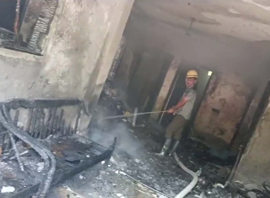 Haryana News: सेक्टर-51 में मकान में भीषण आग से सारा सामान राख