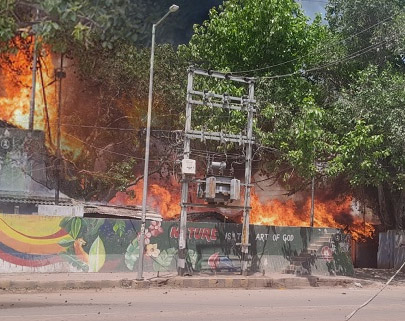 Patna Fire: गैस सिलेंडर में विस्फोट, पटना के गोलघर के पास लगी भयंकर आग