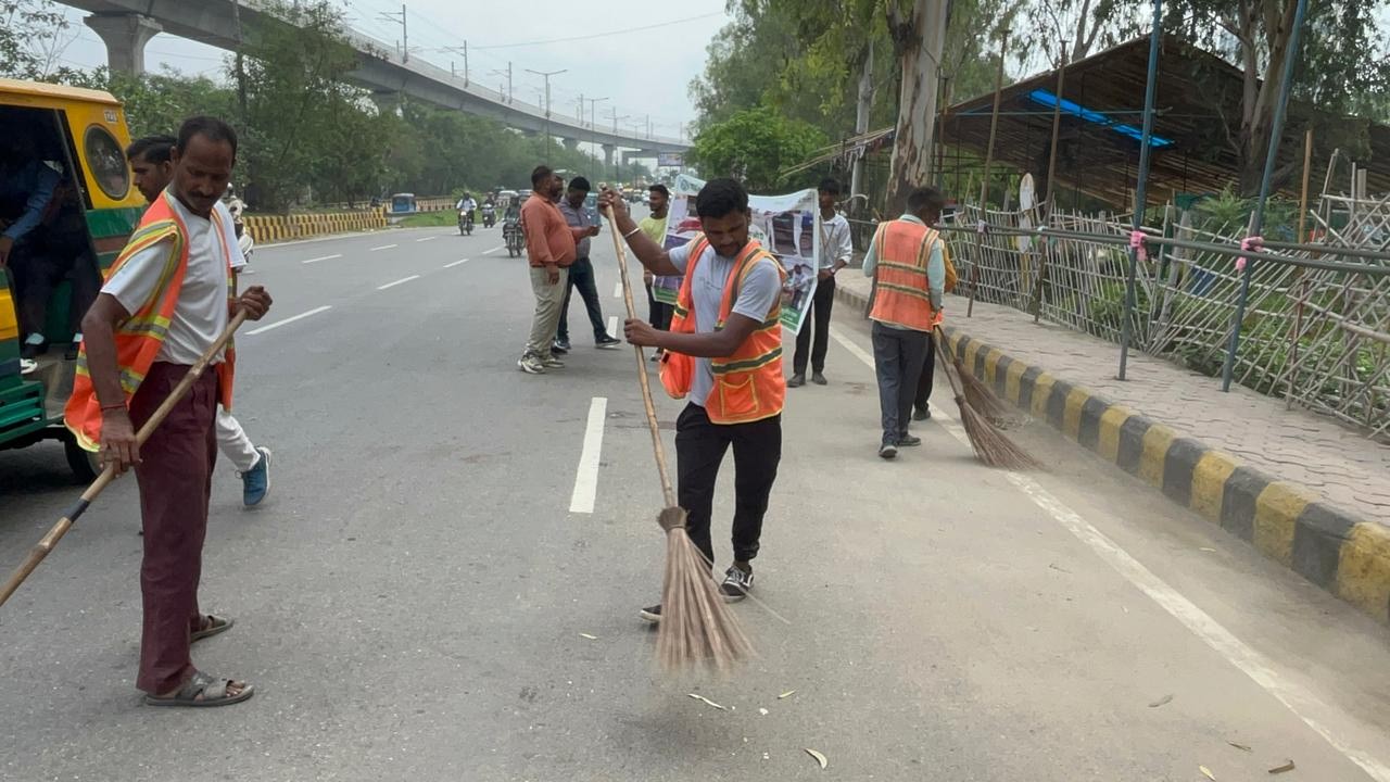 कांवड़ यात्रा को सफल बनाने में जुटे निगम अधिकारी