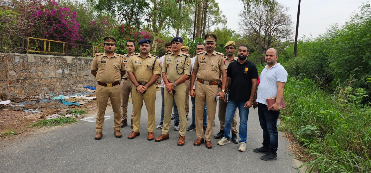 Noida Crime News: शीशे तोड़कर लैपटॉप चोरी करने वालों से मुठभेड़ पुलिस का दावा सुनेंगे तो