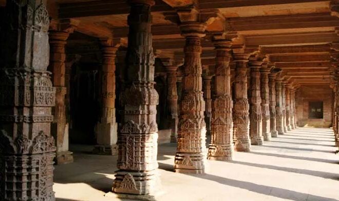 Bhojshala: धार के भोजशाला में मंदिर या मस्जिद? ASI ने हाईकोर्ट में की पेश सर्वे रिपोर्ट