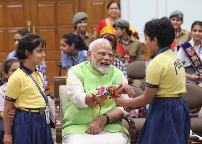 Raksha Bandhan: राष्ट्रपति और प्रधानमंत्री ने बच्चों के साथ मनाया रक्षाबंधन का त्योहार