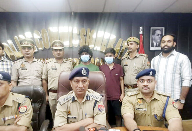 पुलिस का खुलासा: गर्लफ्रेंड के शौक पूरे करने के लिए चाचा के घर में दोस्तों से कराई चोरी