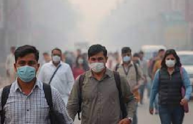 Pollution: दिल्ली-एनसीआर में वायु प्रदूषण बढ़ने से एयर प्यूरीफायर और मास्क की बिक्री बढ़ी