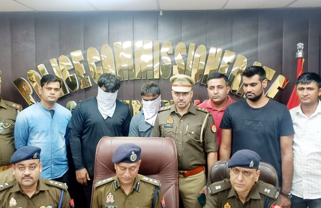 एटीएम से रुपये निकलवाने के लिए मदद मांगना पकड़ सकता है मंहगा, Noida Police ने किया इस गिरोह का खुलासा