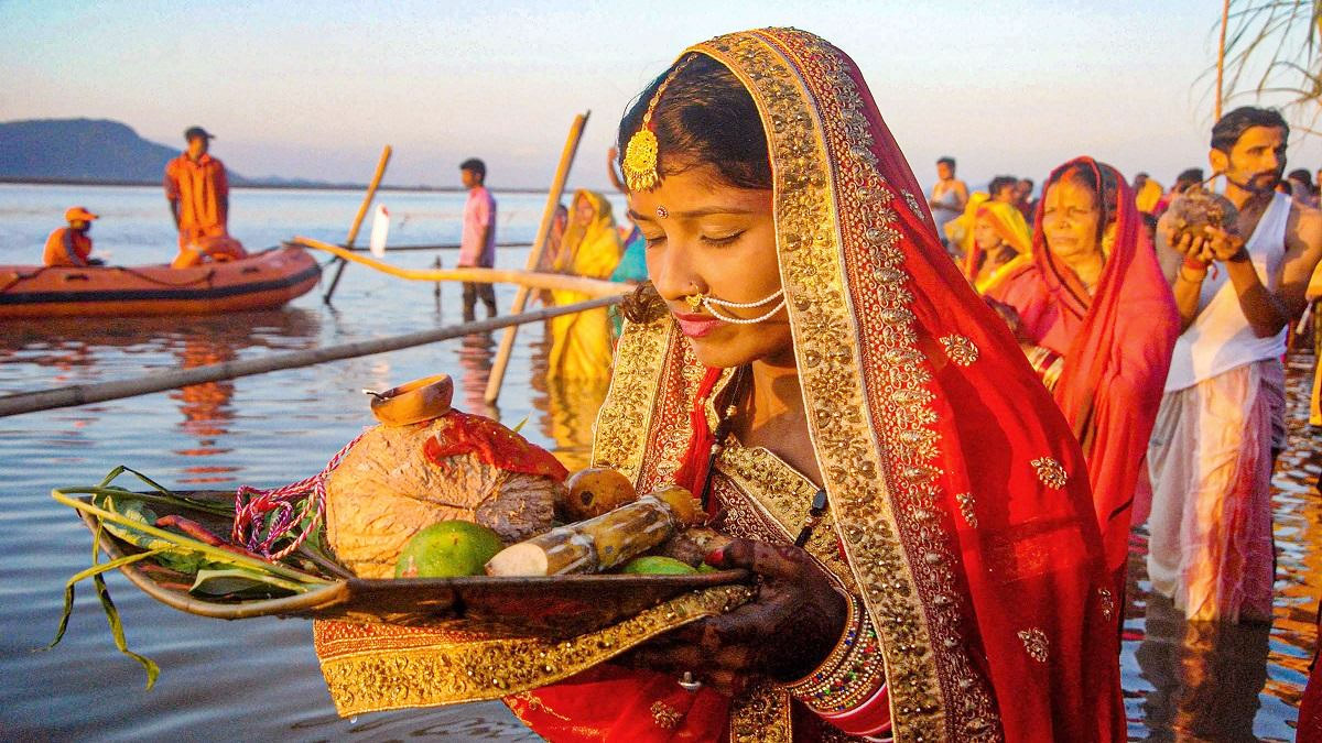 Festival chhath puja : छठ पूजा पर 12 हजार करोड़ रुपये के कारोबार का अनुमान 