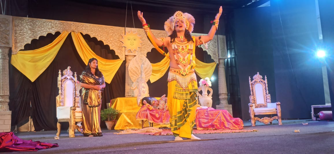 आदर्श रामलीला का चौथा दिन हुआ राम-सीता विवाह और वनवास का भावुक दृश्य का मंचन