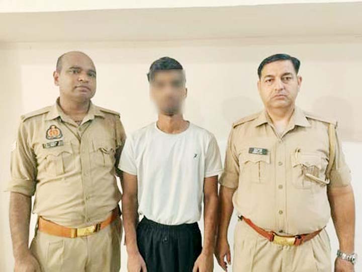 पुलिस ने सोशल मीडिया पर विवादित पोस्ट करने वाला युवक दबोचा