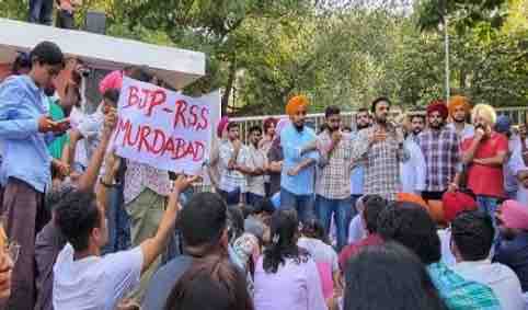 दिल्ली की दादागीरी ने स्वायत्तता बहस को फिर से भड़काया