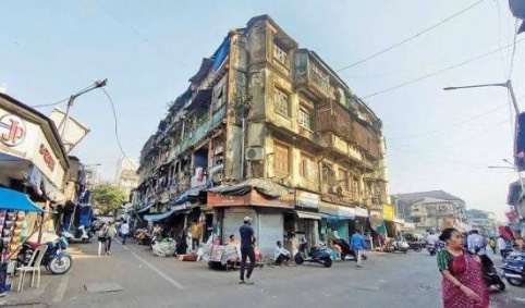 कमाठीपुरा का नया दौर: ऊंची इमारतें खड़ी होंगी,सेक्स वर्कर्स का क्या होगा?