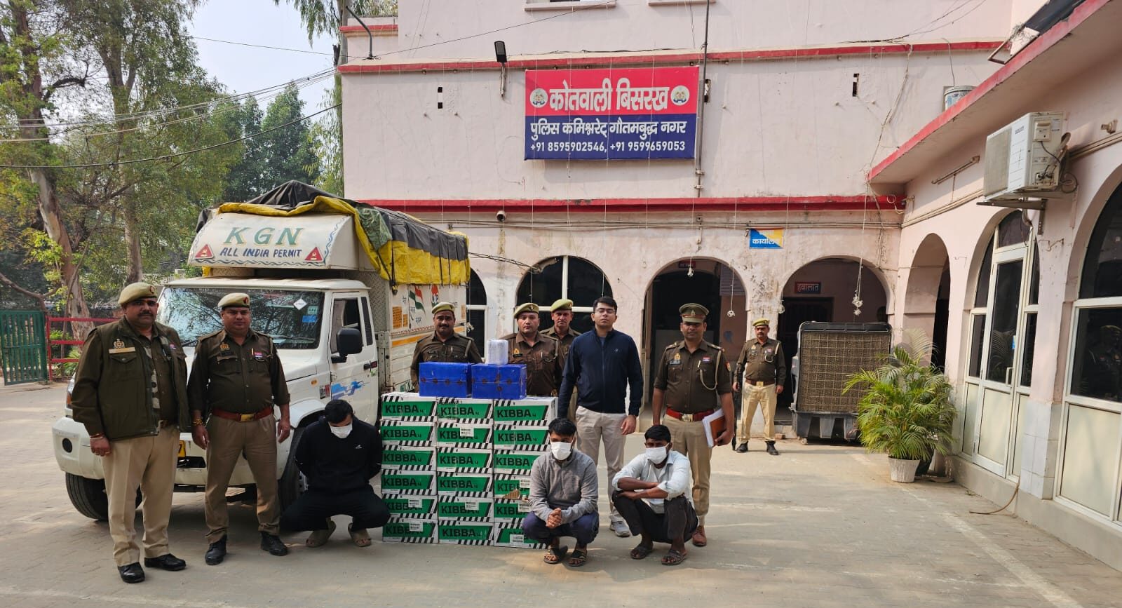 ये हैं ऐसा गिरोह जो शादी या अन्य समारोह से करता था शराब चोरी